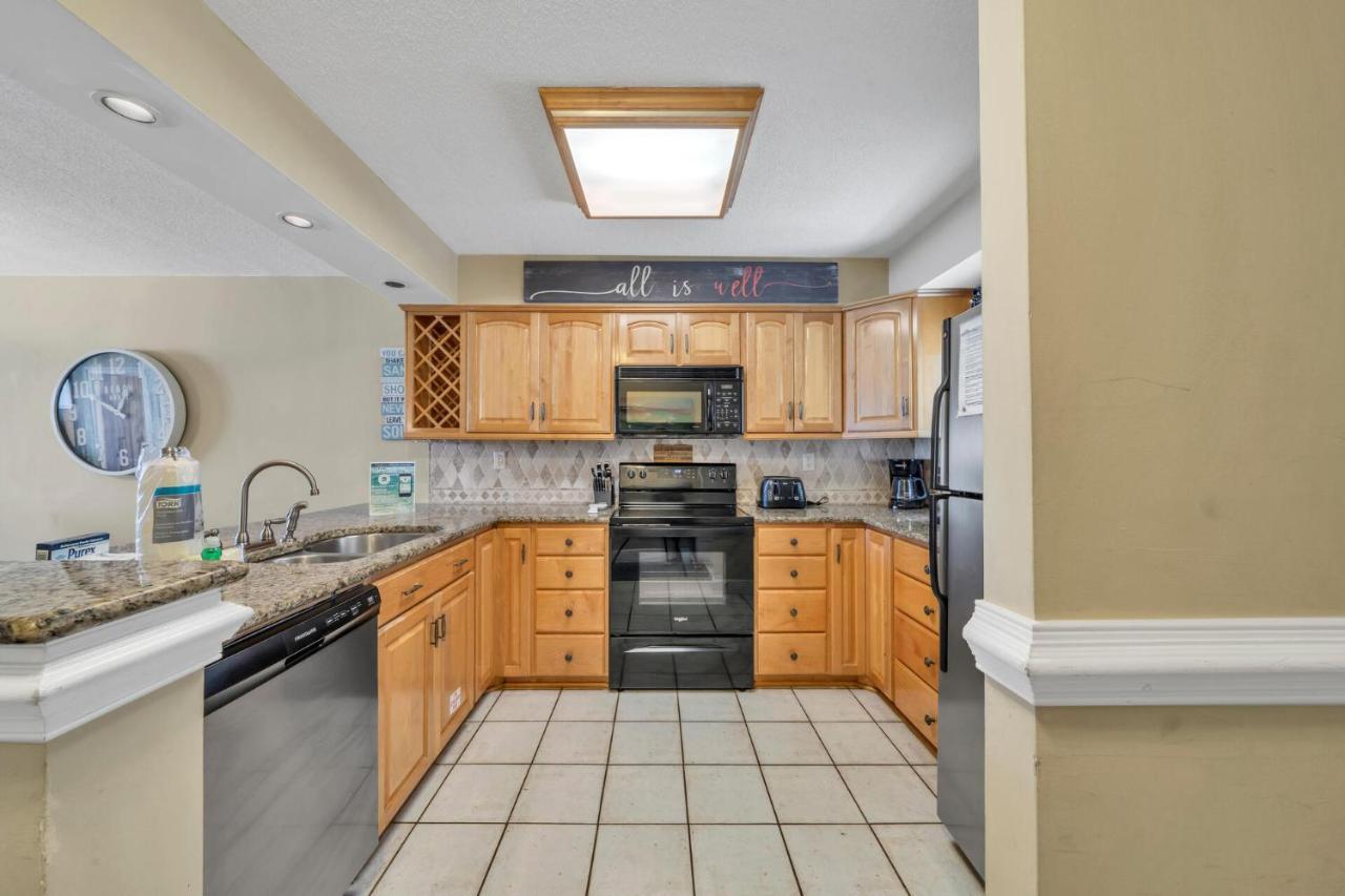 Destin On The Gulf 403 - This Is A Beautiful Beach Front Condo With A Great View Of The Gulf Exterior photo
